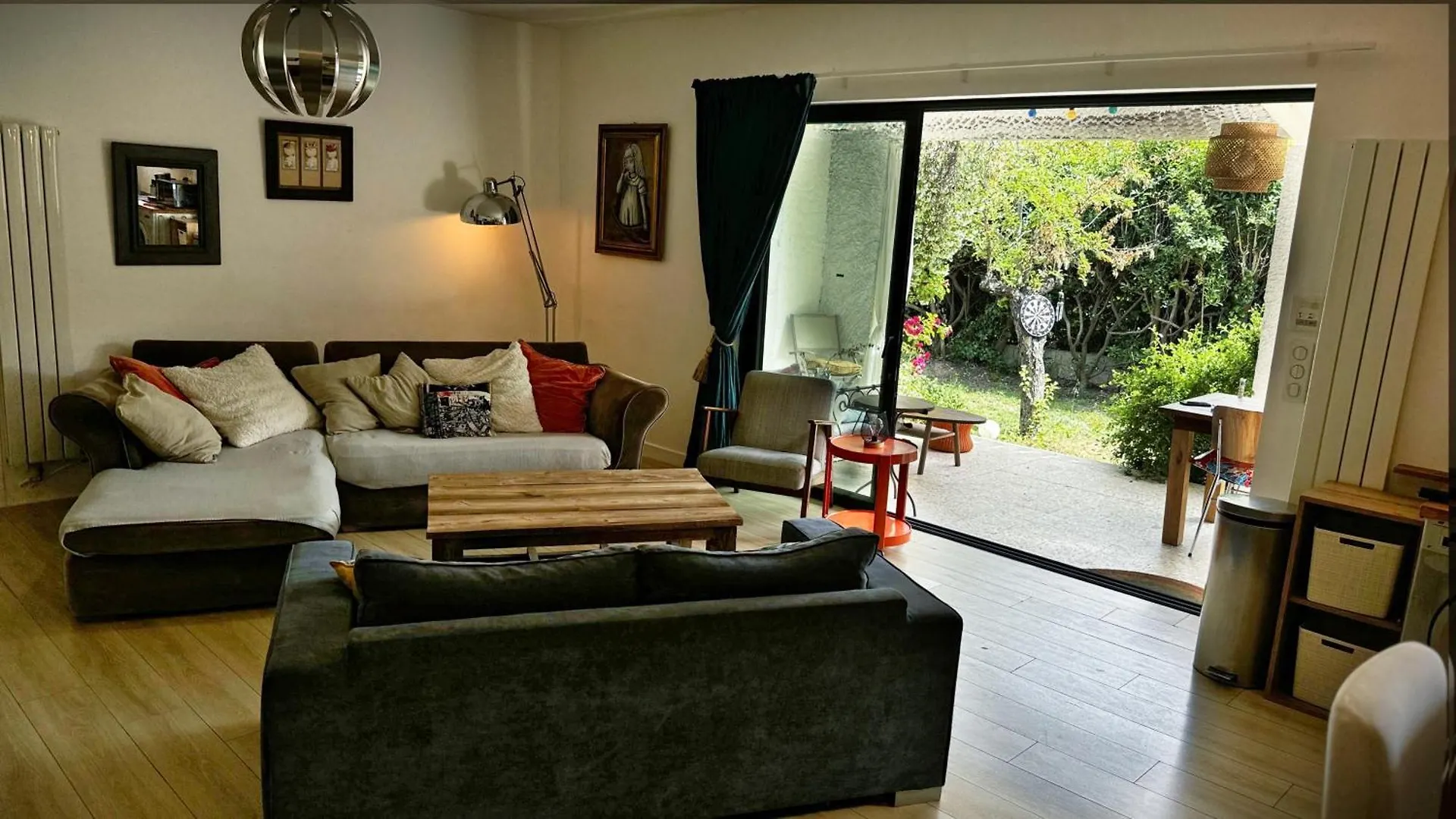 Maison, Piscine, Jardin & Calme 马赛